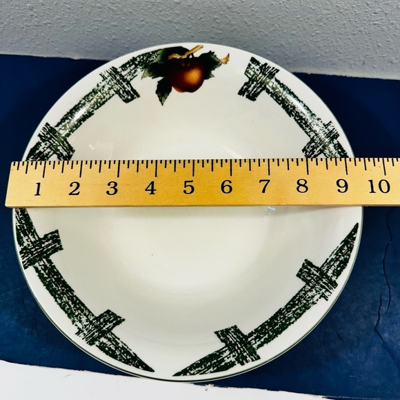 The Cades Cove Collection Citation 9.5" Round Veg Serving Bowl Apples Lattice - Picture 5 of 5